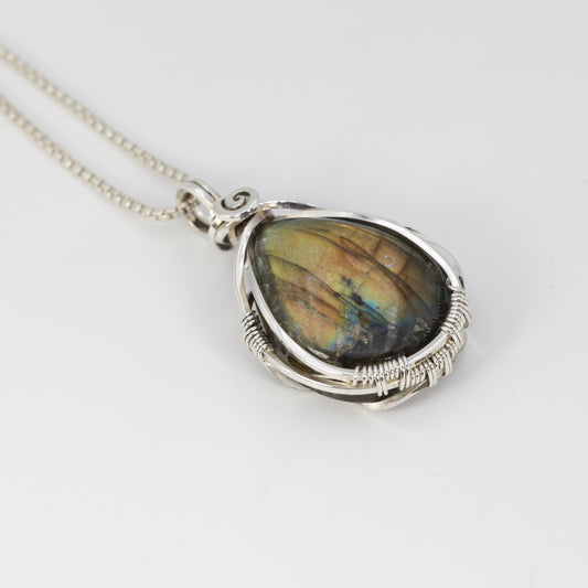 Labradorite wWirewrapped Talisman